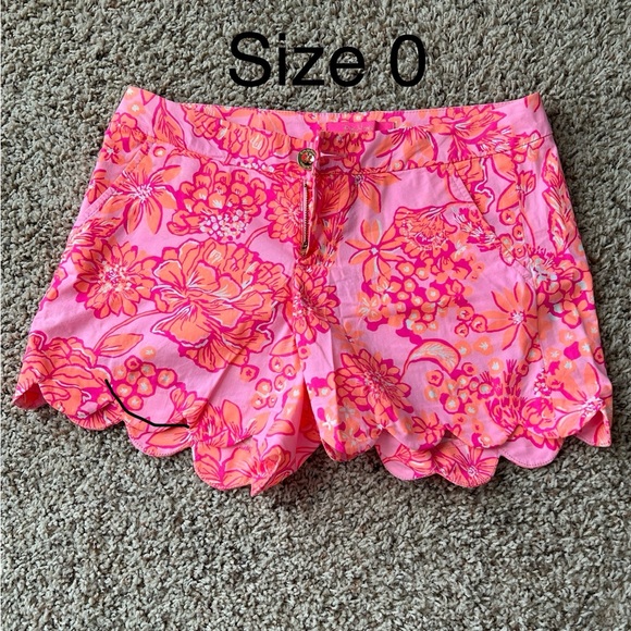 3 pair of Lilly Pulitzer shorts. Sizes 0 and 2 - Picture 2 of 4